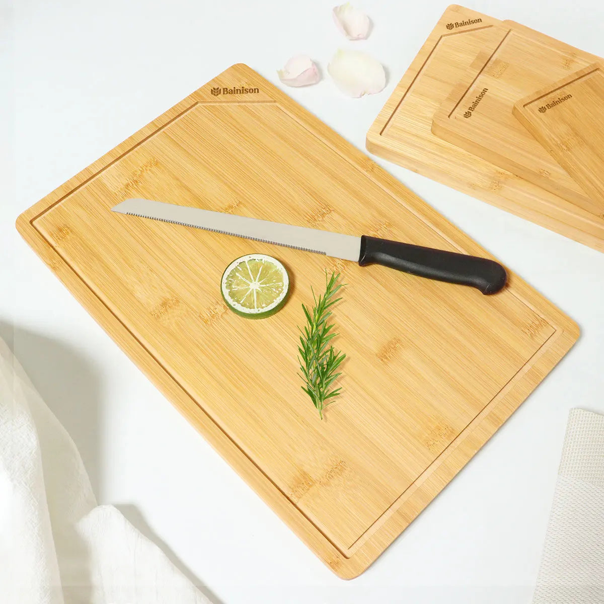 Eco-Friendly Bamboo Cutting Board – Minimalist, Durable & Antibacterial